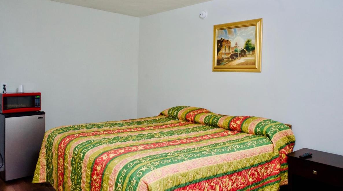 Red Carpet Motel By Ontario Kültér fotó